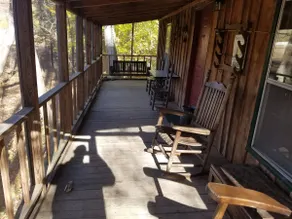 Cabin on Honeycomb Creek - Image 5