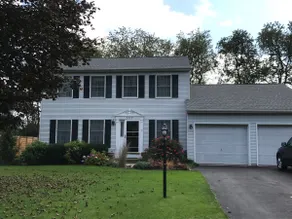 5 Bedrooms, private backyard/Hot tub, 3.9 mi PSU - Image 3