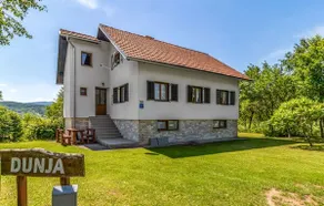 The House of Dunja - Image 2