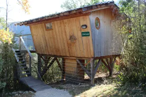 La Chenaie cabin & hot tub with panoramic views in Ain - Image 3