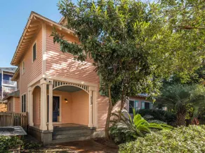 Coastal Downtown Cottage near Historic Downtown Wilmington, NC - Image 2