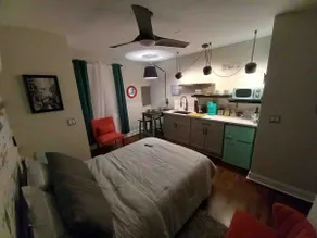 Cousy mini Studio close to downtown and Airport - Image 2