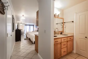 Marina Cay Studio on Flathead Lake - Image 3