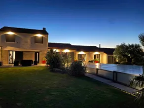 Luxury villa with pool near Nantes - Image 3