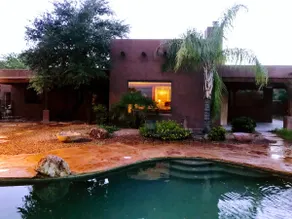 Stunning Southwest Style Vacation Home - Image 3