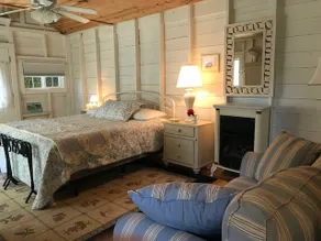Cottage for Two - Image 2