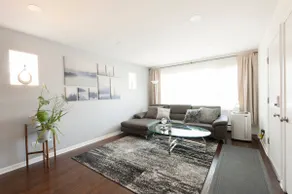 ⚡️NEW! Sunny & Cozy 3BDRM, 10min/ORD, 20min/DT❤️ - Image 3