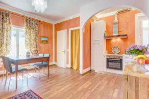 Ebe Rooms - The Chatterbox Apartment - Image 5