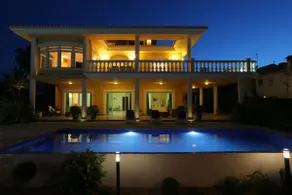 Vista Alegre - Oceanfront Villa - Image 2