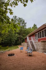 Serene Lakeview 3 bedroom Cottage with a sunroom! - Image 5