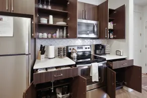 Amazing Apartment With a Hot Tub! - Image 5