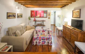Nuncio Viejo Apartments, Apartment with king-size bed. - Image 3
