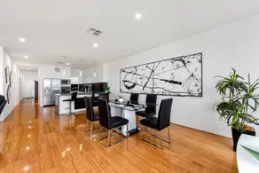 BENGALEE EXECUTIVE TOWNHOUSE- MODERN & STYLISH - Image 5