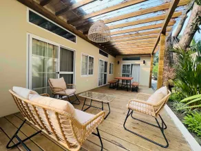 2BR Guest House Steps FRM Beach w/Pool Access - Image 2