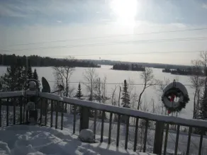 Amazing views, a huge deck & a gorgeous house. - Image 4