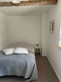 Small idyllic farmhouse - Image 3