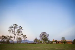 Spacious Family Home-Acreage 15min drive to Boonah - Image 2