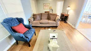 Homey University Park Place - Image 5