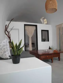 Stela caldera view cave/private mini pool/jacuzzi - Image 3