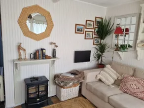 The Wendy House a retro 1960s chalet by the sea - Image 2