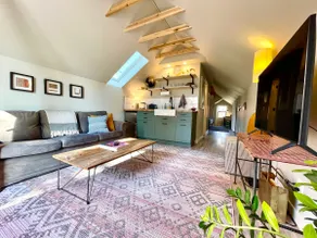The Perch - Relax in style/Walkable Location! - Image 2