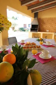 Cozy accommodation with patio, garden and barbecue - Image 3