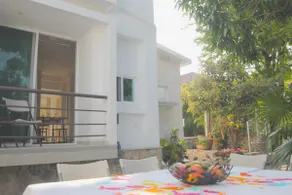 Guesthouse with a pool - Image 3