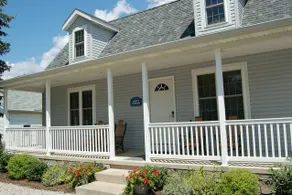 Lofty Places Cottage/walk to Main St Berlin - Image 3