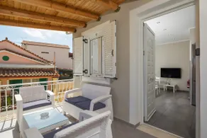 Demargia Villa C - Loft Apartment in Zakynthos Town - Image 2