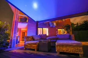 Amazing sunsets/ Waterfront Property - Image 3