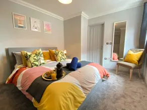 Beautiful 4 Bedroom house -5 min walk to the beach - Image 5
