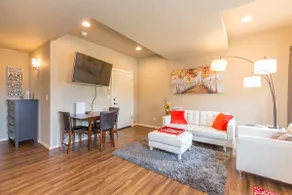 Webster Street Guest Suite - Image 3