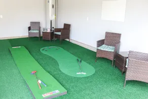 Spacious 4 BD Home with Game Room! - Image 4