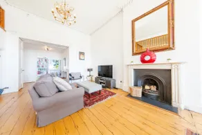 Clifton Georgian Balcony Apt - Simply Check In - Image 3