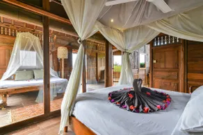 Basuki, Maison en bois romantique dans la retraite de Sumberkima Hill - Image 4