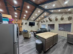 The Country Lodge-Southern Illinois Getaway - Image 3