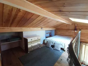 Warm wooden cottage in the heart of the forest - Image 5