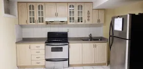 Private Upscale Apartment - Image 5