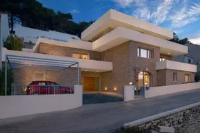The White House, Brac - Image 3