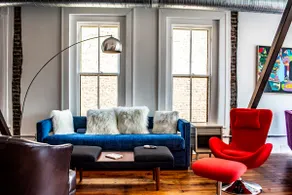 Wrike's Loft Apartment in Beautiful Graham - Image 4