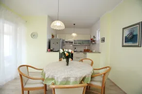 Spacious Apartment in a Charming Small Town - Image 3