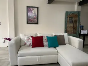 Well located and stylish. You'll love it. - Image 4