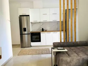 2 Bedroom Family Apartment with Free Parking - Image 5