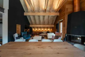 Central, Luxury, Chalet-Style Penthouse Apartment - Image 3