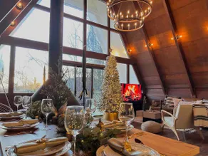 Luxury PA cabin, heated pool, hot tub, game r - Image 2