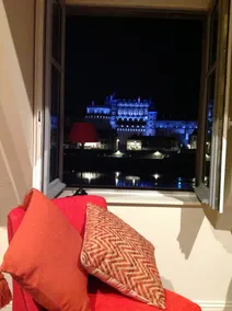 Cadre Féérique facing Château Amboise - Image 5