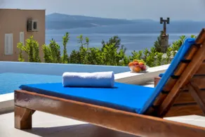 Holiday home E w/ pool Makarska Riviera - Image 3