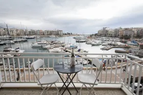 Central apt in front of the sea at Athens Riviera - Image 4