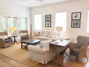 The Cottage By The Bay - Image 2