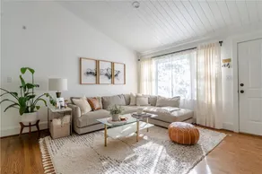 Boho-Chic South CLT Oasis ★ Custom Home ★ Sleeps 6 - Image 2